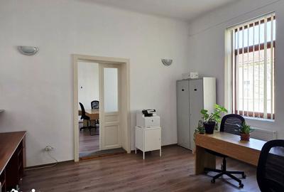 Apartament cu 3 camere în Eminescu - 13