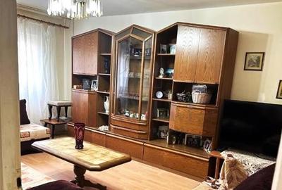 FREIDORF - ETAJ 1 - BLOC IZOLAT - 3 camere - decomandat - centrala proprie