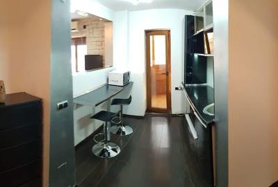 Apartament cu 2 camere decomandat în Central - 4