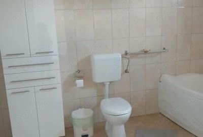 Casă cu 6 camere cu Teren 1440 Mp în Central - 1