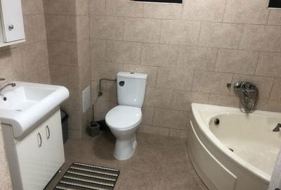 Apartament cu 3 camere decomandat în Central - 5