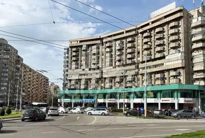 : : Sp. Comercial-Trafic Pietonal Intens - PRELUARE CHIRIASI : :