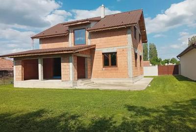 Casă cu 4 camere în Șofronea - 3