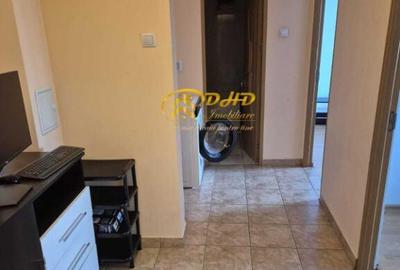 3 Cam. Decomandat - Dacia - 2