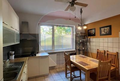 Inchiriere casa - vila cu 6 camere,  zona Cosbuc Inchiriere casa - vila cu 6 camere,  zona Cosbuc - 6