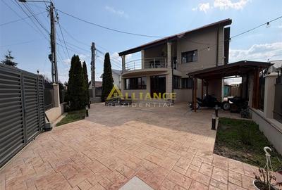 Casă individuală cu 7 camere cu Teren 450 Mp în Berceni - 1