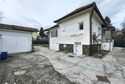 Casă cu 4 camere cu Canalizare în Ultracentral - 5