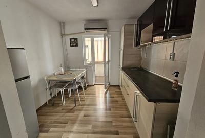 Apartament cu 2 camere decomandat, mobilat în Poarta 6 - 6
