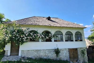 Casă cu 3 camere în Câmpulung Muscel - 1