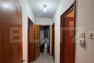 Apartament de 3 camere, 70 de mp, zona Alexandru Obregia - 2