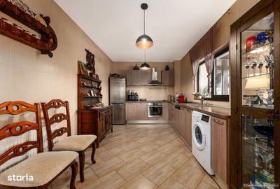 Casă cu 5 camere cu Teren 1300 Mp în Central - 14