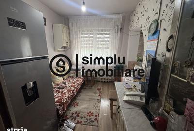 Apartament cu 3 camere semidecomandat în Valea Rosie - 4