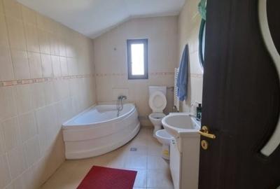 Copou-Constructie 2010-4 dormitoare-Demisol+Parter+Etaj Copou-Constructie 2010-4 dormitoare-Demisol+Parter+Etaj - 10