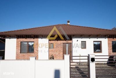 Casă cu 4 camere în Central - 6