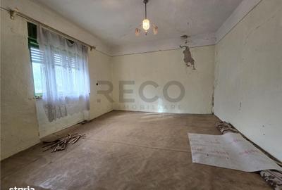 Casă cu 3 camere cu Teren 7900 Mp în Ciumeghiu - 2