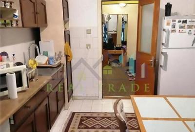 Apartament 4 camere decomandat intrare Racadau Penny