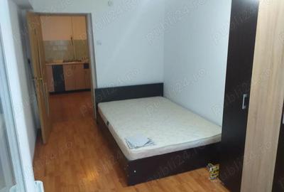 Apartament cu 2 camere decomandat în Precista