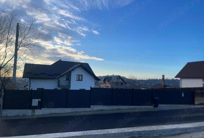 Casă cu 5 camere cu Teren 900 Mp în Central - 2