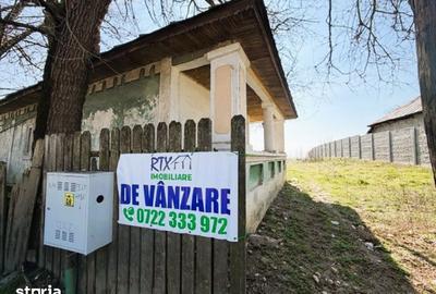 Casă cu 5 camere cu Teren 1490 Mp în Curtișoara