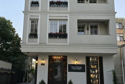 Casă cu Teren 120 Mp în Central - 1