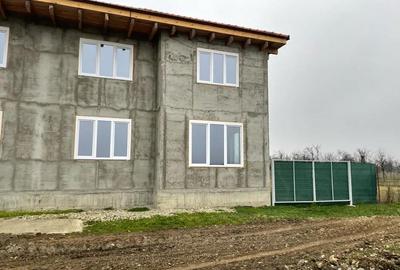 Casă cu 3 camere cu Teren 220 Mp în Lugoj - 10