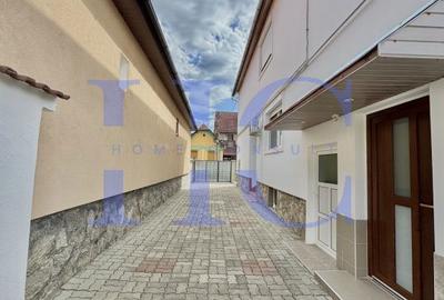 Casă cu 4 camere decomandat cu Garaj în Terezian - 2