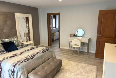 Casă individuală cu 5 camere cu Canalizare în Cetate - 16