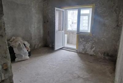 Proprietar vand apartament 3 camere - 1