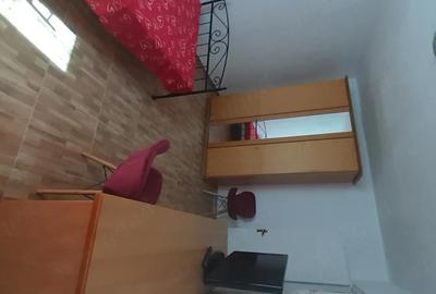 Garsonieră decomandată în Central - 7