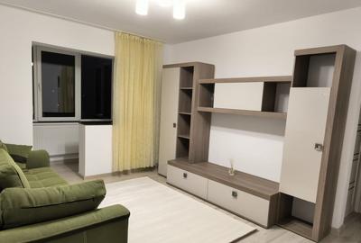 Apartament cu 2 camere semidecomandat, mobilat în Vlahuță