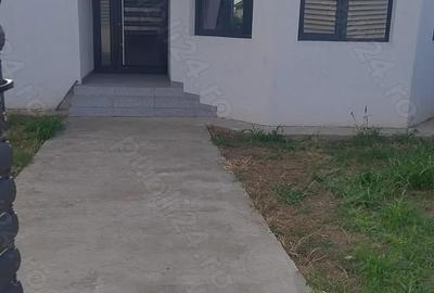Casa mare in localitatea Lumina cu patru camere ?i 300 mp teren - 10