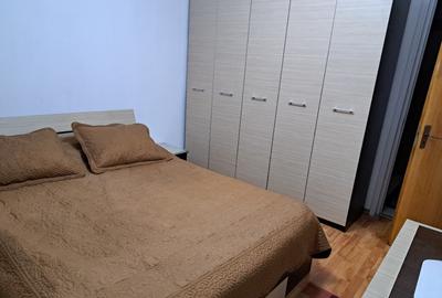 Inchiriez apartament 3 camere,3 minute de metrou titan - 10