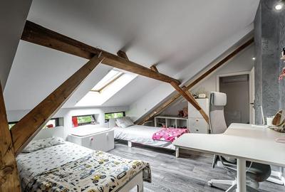 Apartament cu 3 camere decomandat, mobilat în Ultracentral