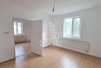 Casă cu 5 camere cu Teren 575 Mp în Giarmata