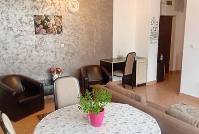 Apartament cu 2 camere decomandat în UTA - 7