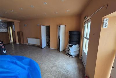 Casa 4 camere + spatiu comercial 55 mp, zona centrala Casa 4 camere + spatiu comercial 55 mp, zona centrala - 9