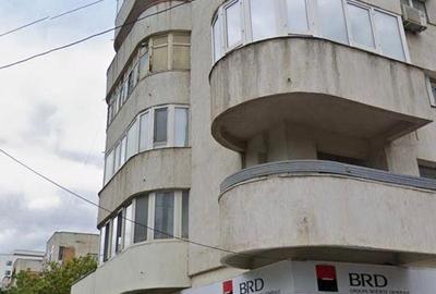 Apartament cu 2 camere decomandat în Gară