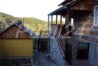 Casă cu 5 camere în Ocnele Mari - 10