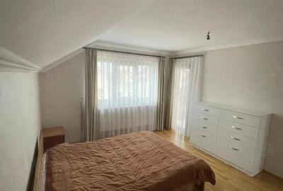 Casă cu Teren 440 Mp în Central