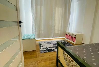 Apartament cu 3 camere decomandat, mobilat în Alfa - 3