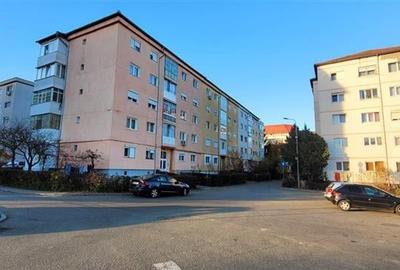 Apartament 3 camere,str.Siretului,Sibiu,comision 0 - 1