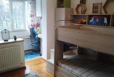 Bd. Gh.Lazar - et.1, lux - 1