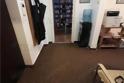 Piata Unirii chiar la metrou in exclusivitate vanzare 2 camere cu loc de parcare - 11