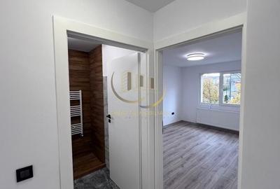 Apartament cu 3 camere semidecomandat în Central - 10