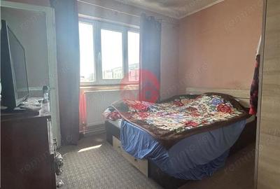 Apartament cu 3 camere decomandat în Năvodari - 11