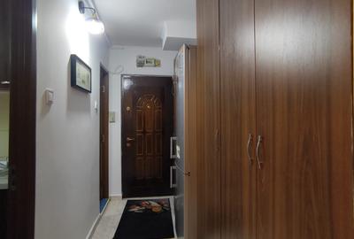 Inchiriere garsoniera decomandata in zona Tei - Teiul Doamnei - 8