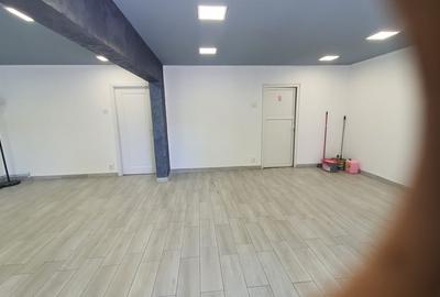 Spatiu Comercial | Metrou Lujerului | Stradal | Renovat | Parcare - 2