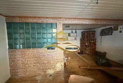 Casa de vanzare in Bacau Siretu 4000 mp teren 2 case curte comuna - 12