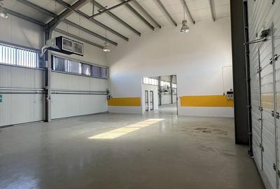 Spațiu comercial, de 592 mp, în Florești