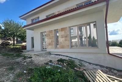 Casa moderna in Chinteni, zona apropiata de Cluj-Napoca – pozitie excelenta - 1